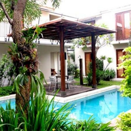 Chic Quarter Hotel Jakarta Exterior foto