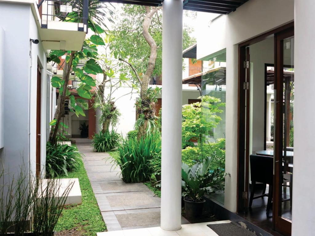 Chic Quarter Hotel Jakarta Exterior foto