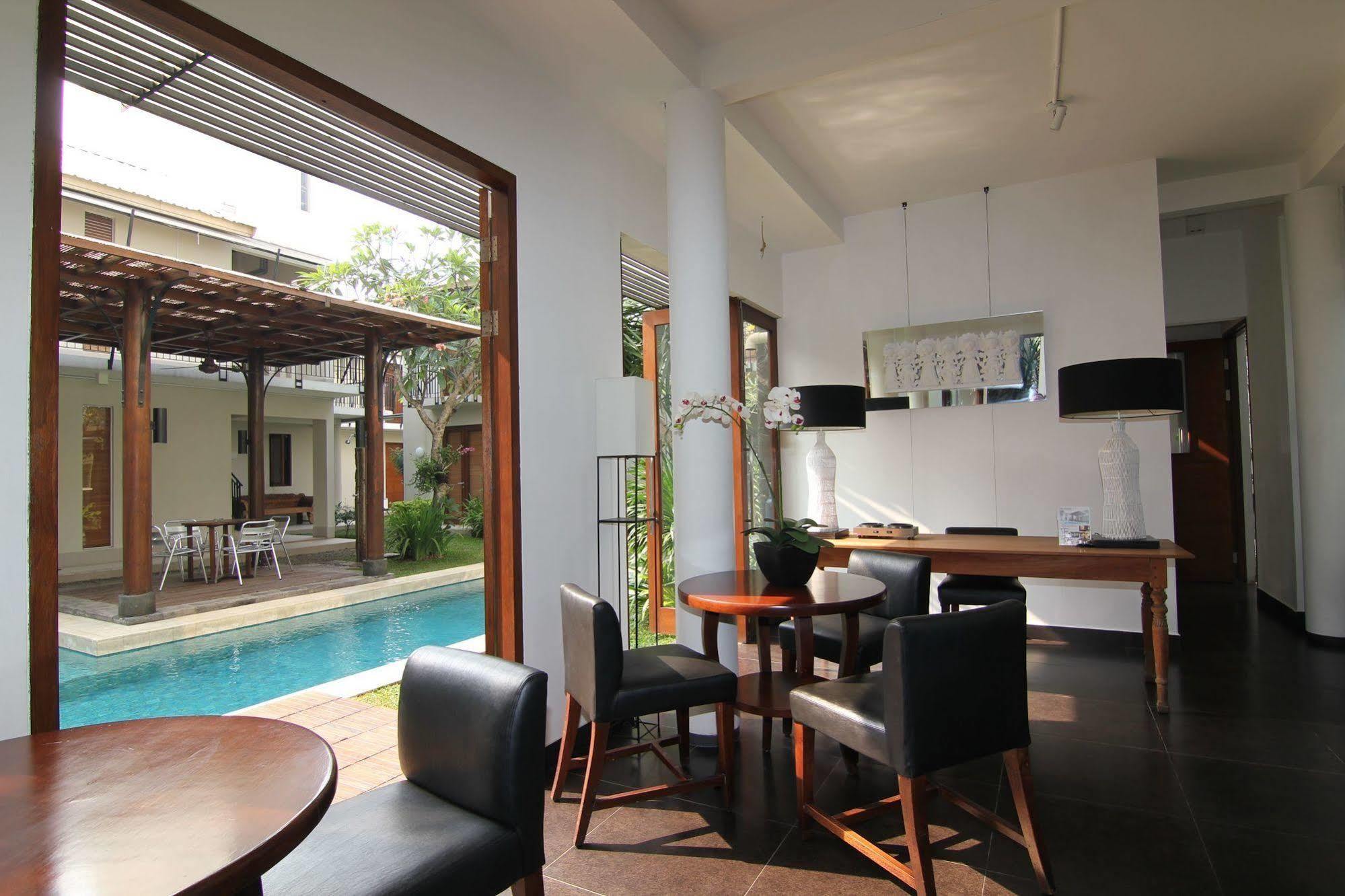 Chic Quarter Hotel Jakarta Exterior foto